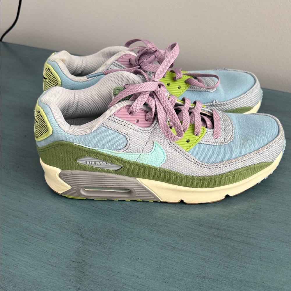 Nike Air Max 90 in Pastel Blue, Pink, and Green